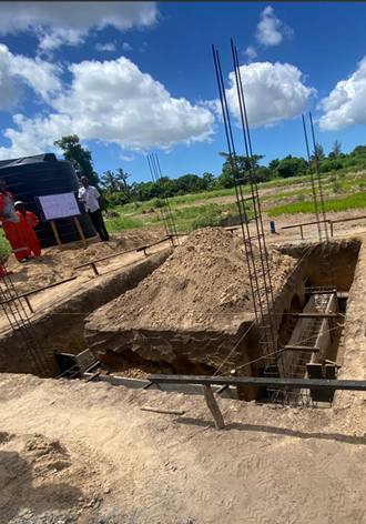 Idugo Island water tower under construction in February 2024; the PDD reports completion in April 2024.